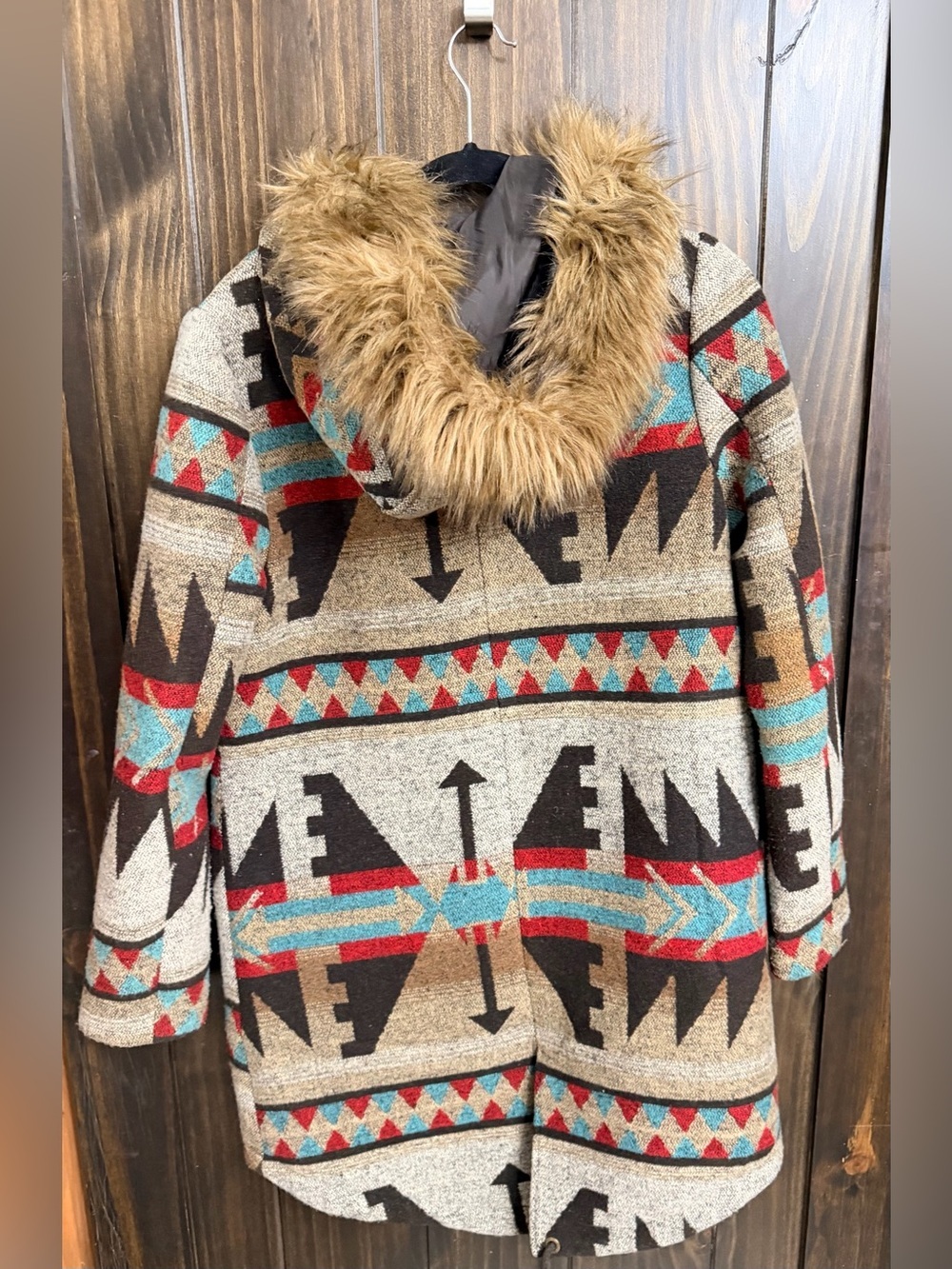 Aztec Wool blend Toggle Jacket with Faux Fur hood. Size: Medium - Picture 9 of 9